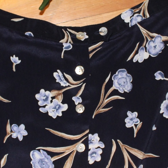 Maggie Lawerence Front Button Skirt Size Large - Picture 3 of 4